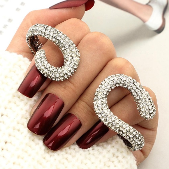 Rhinestone Inlaid Hand Palm Bracelet - Picture 1 of 8